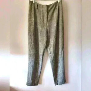 What to wear cropped  checkered pants size 4